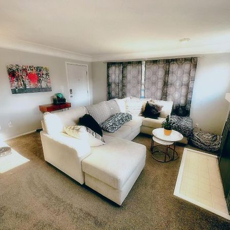 Tacoma Homestay- With Breakfast Included-Private Room Ngoại thất bức ảnh